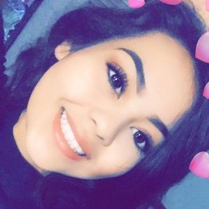 Meet your Posher, Joann